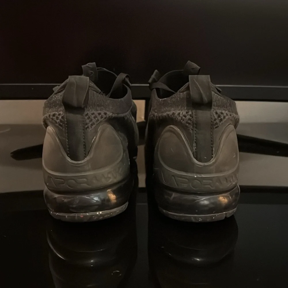 Air Vapormax 2021 FK - Picture 4 of 6
